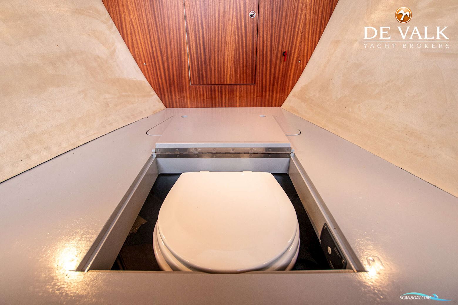 BRANDARIS Barkas 900 Suite