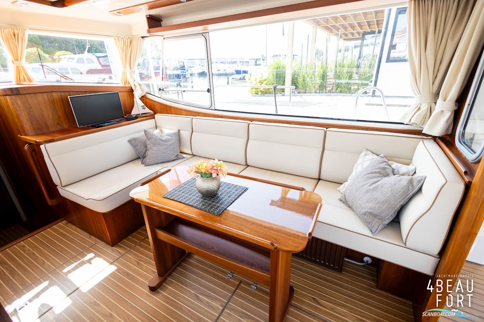 Brandsma Luna 37