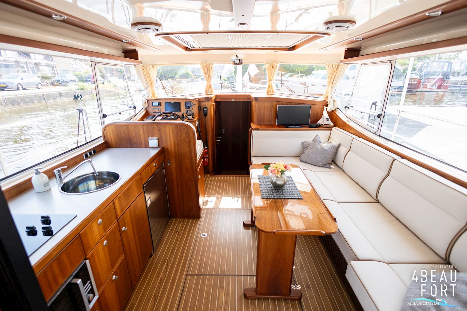 Brandsma Luna 37