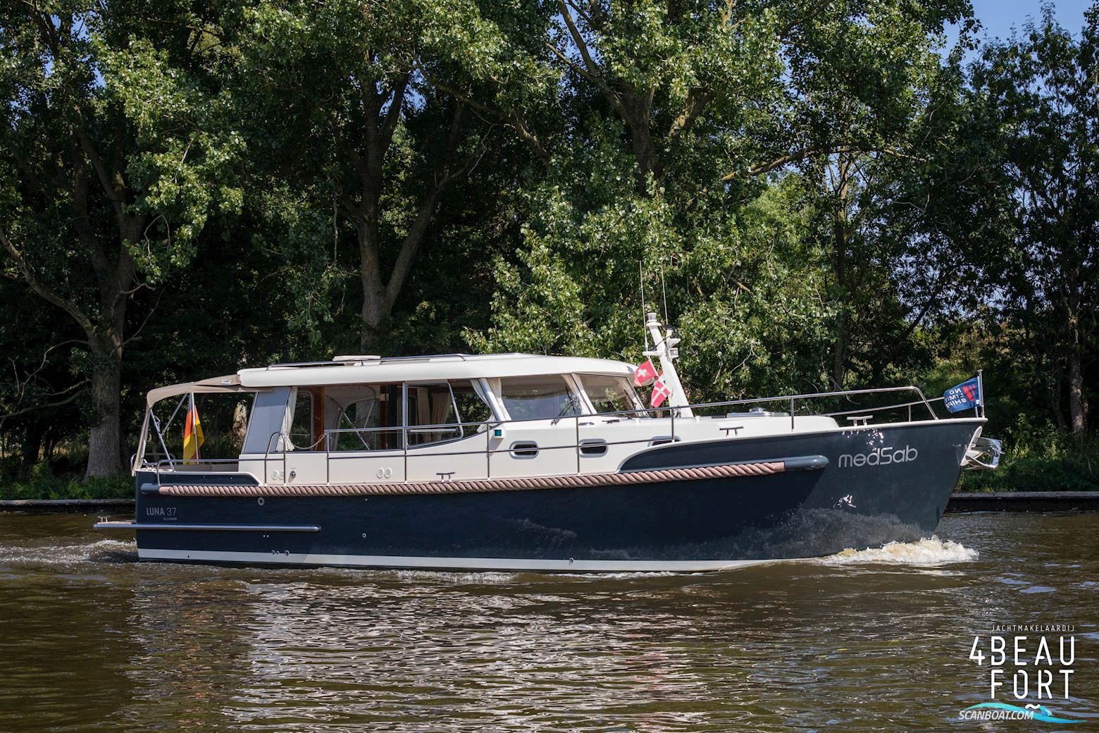 Brandsma Luna 37