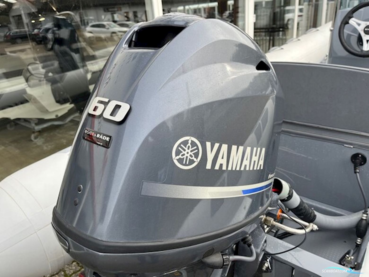 Brig Falcon Rider F500L med 60 hk Yamaha-EFI 4 takt og 1000 kg Brenderup bådtrailer