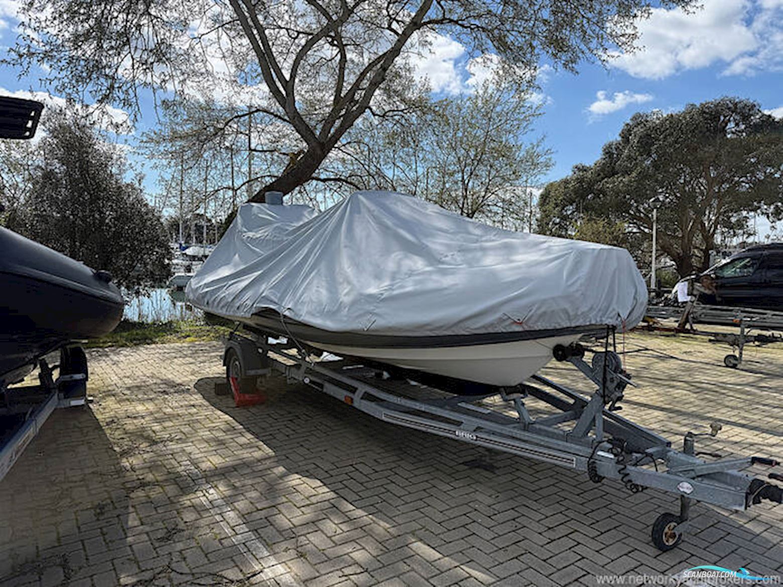 BRIG RIBs Navigator 610