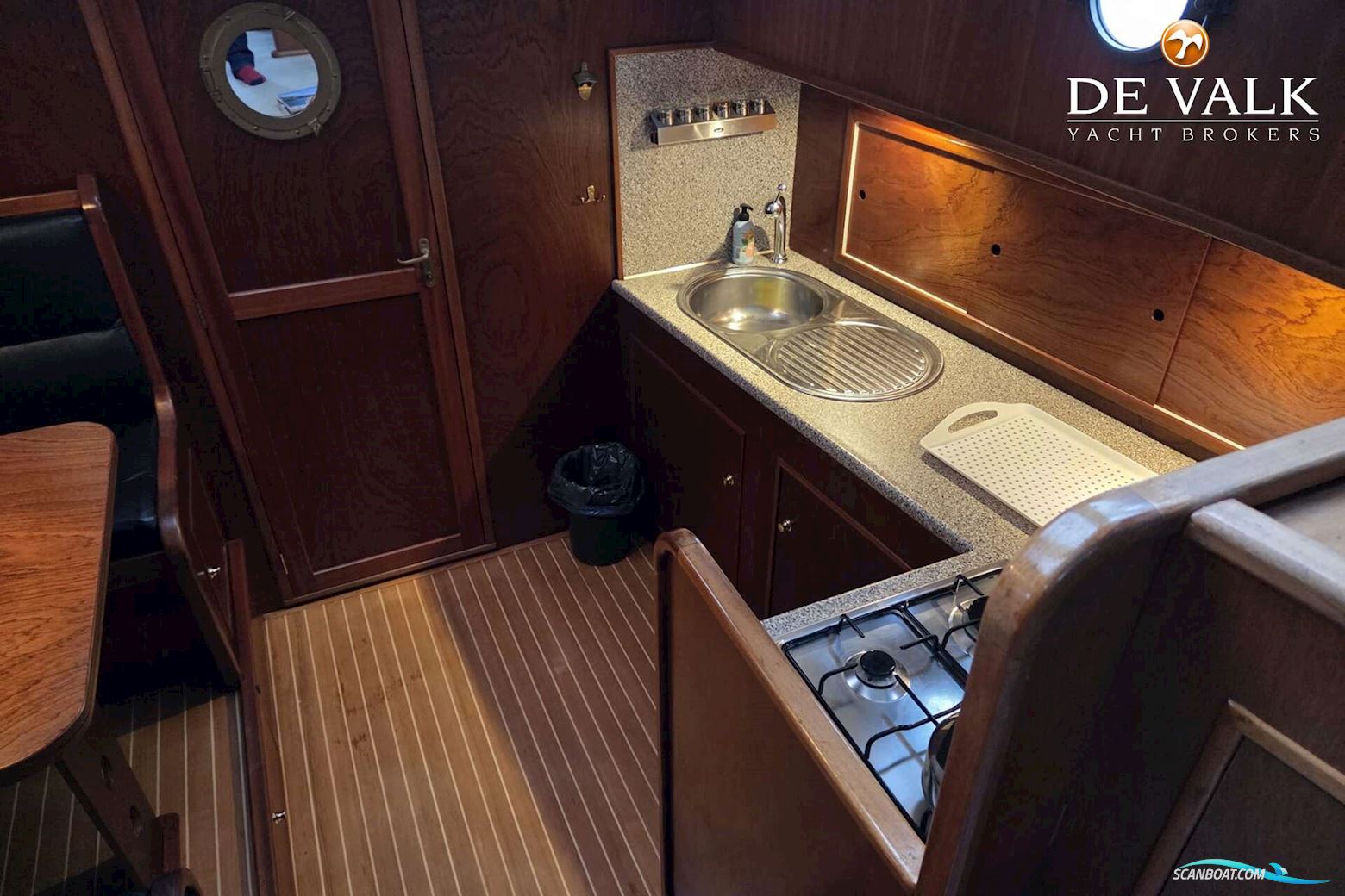 Bronsveen Spiegelkotter 1480