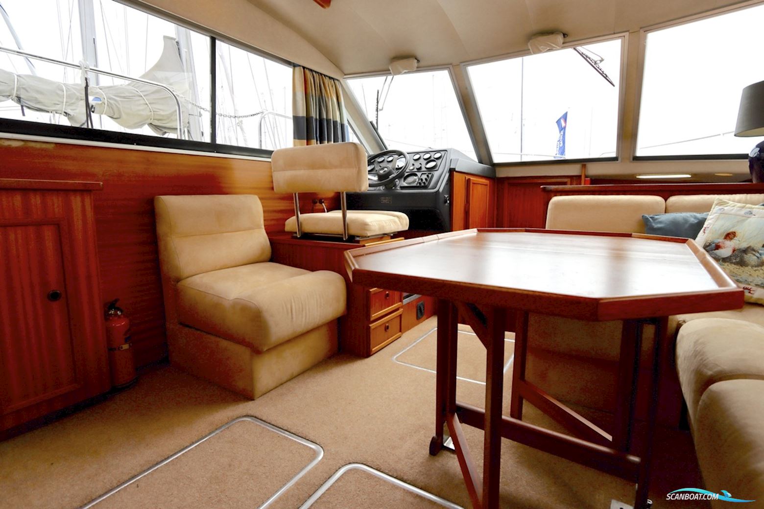 Broom 33