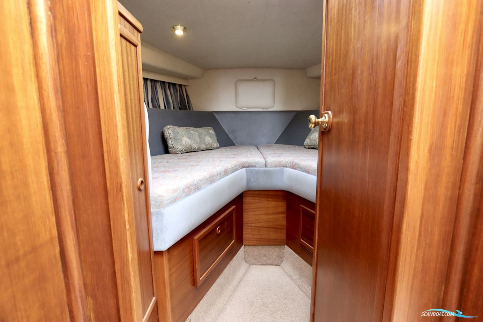 Broom 33