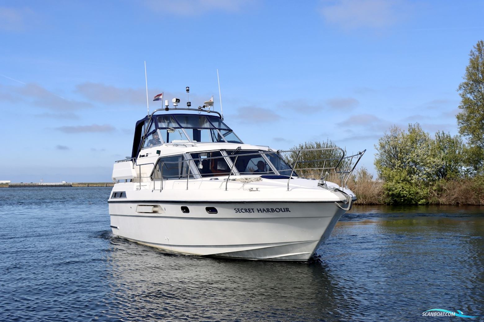 Broom 33