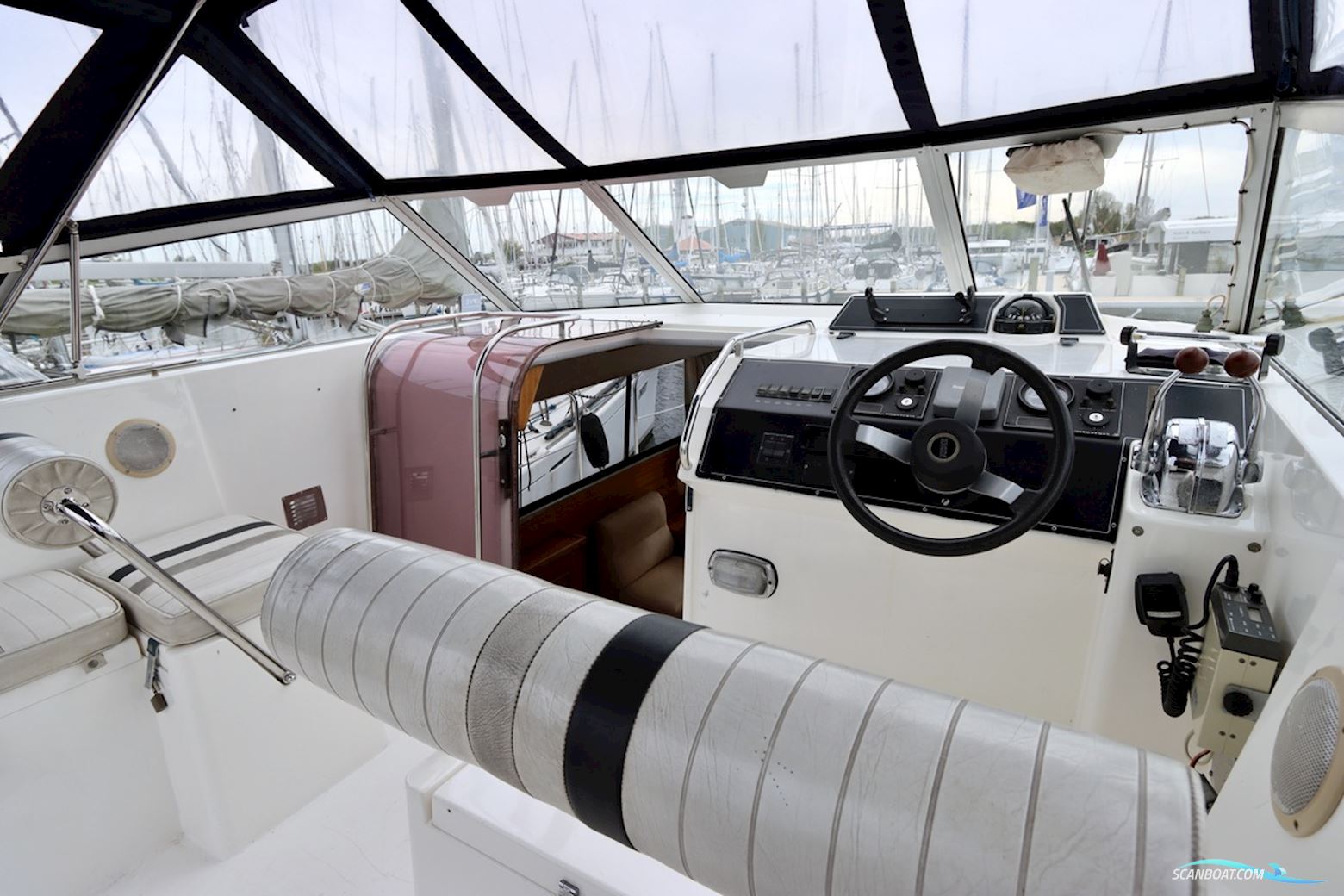 Broom 33