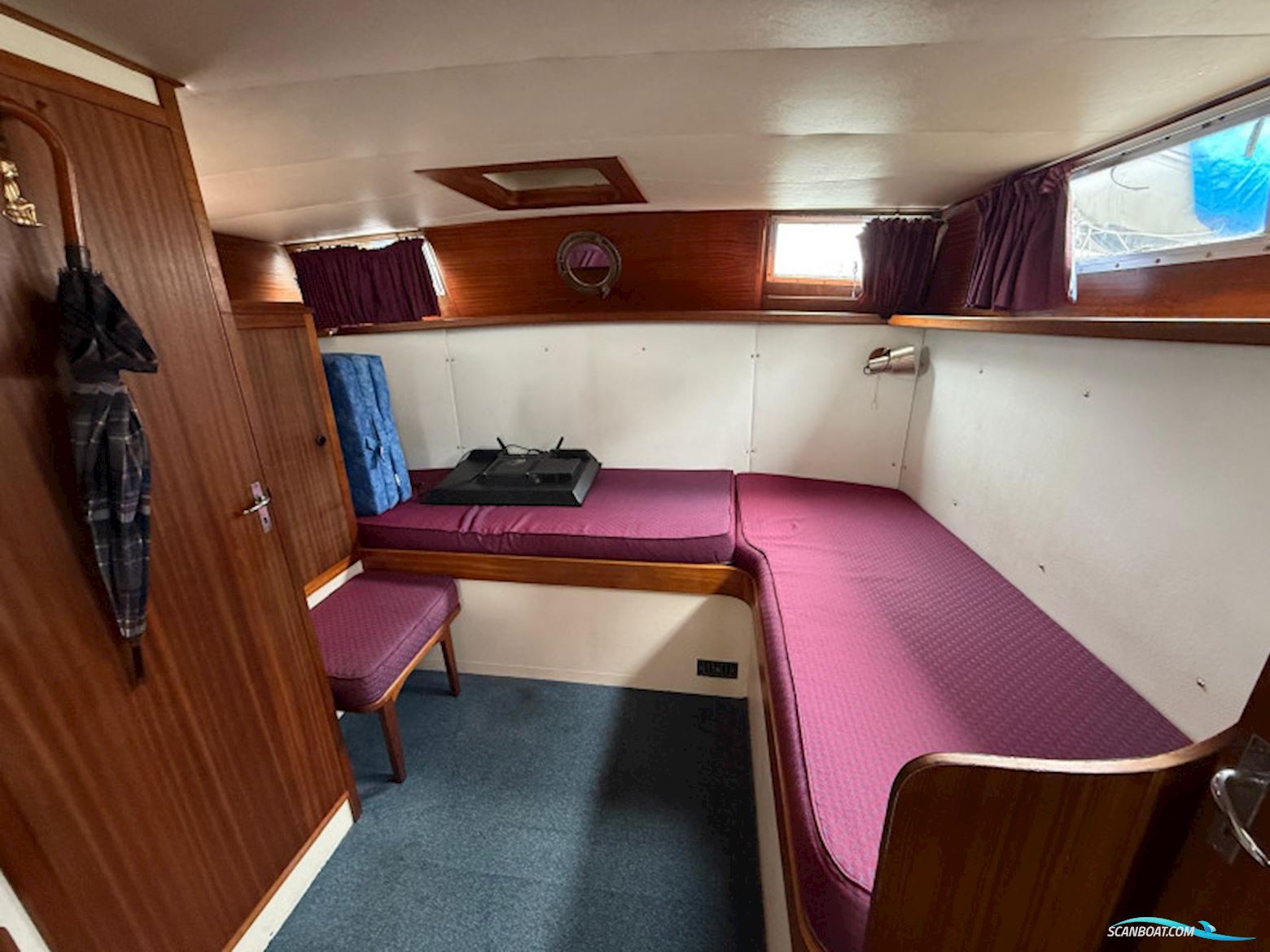 Broom 35
