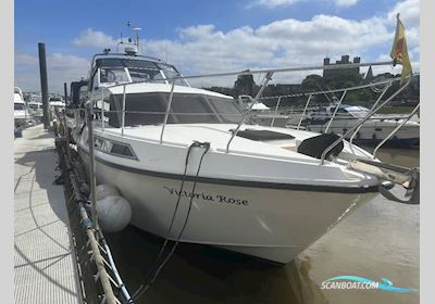 Broom 40 Monarch Motorboat 1989, with Sabre 225S engine, United Kingdom