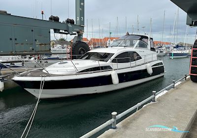 Broom 425  Motorboat 2008, with Volvo Penta D6-370 engine, Denmark