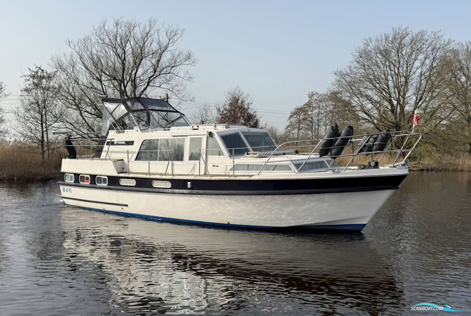 Broom Continental 37 Motorboat 1979, with Perkins engine, The Netherlands