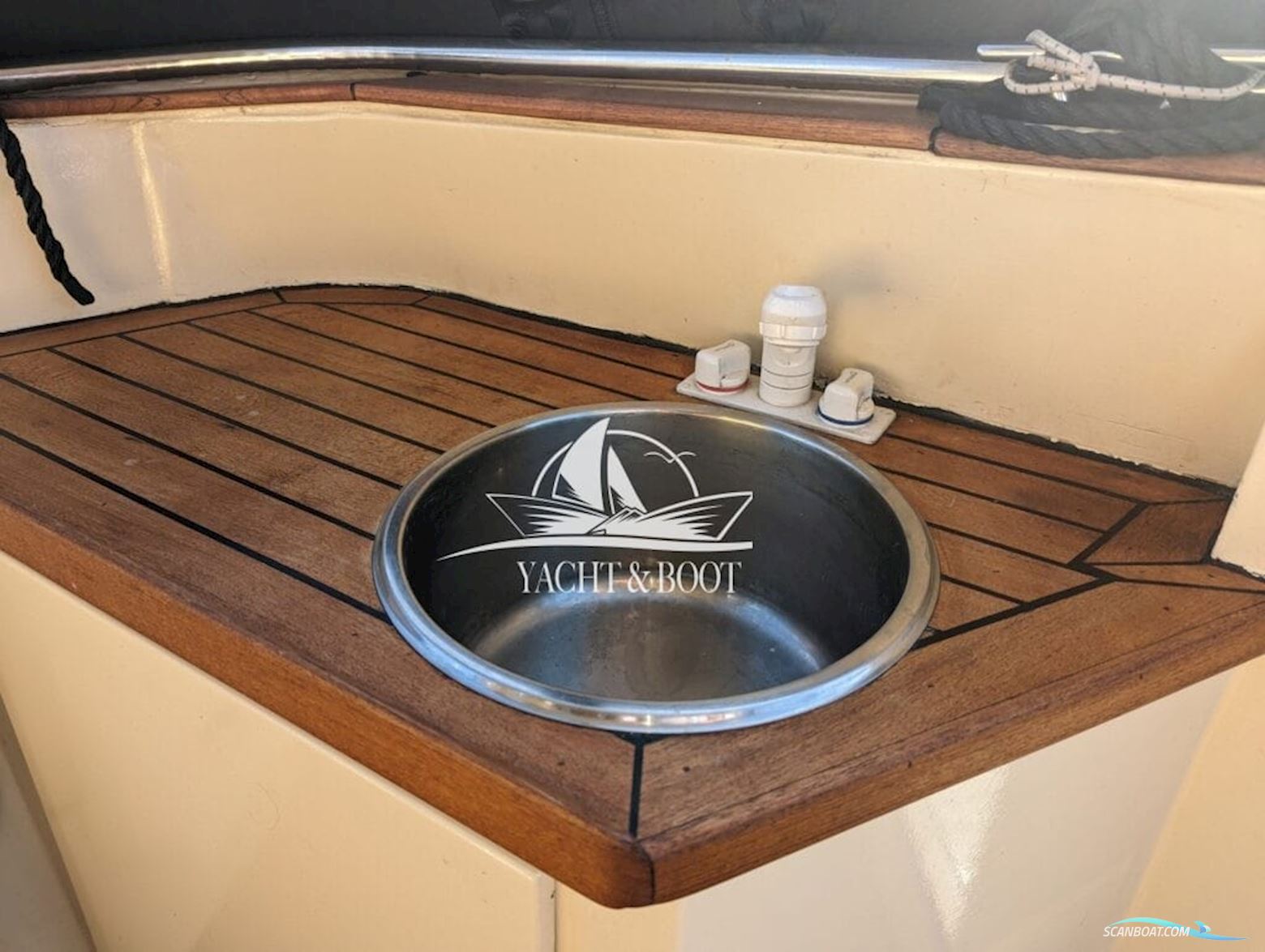 Bruce Roberts Europe 1200