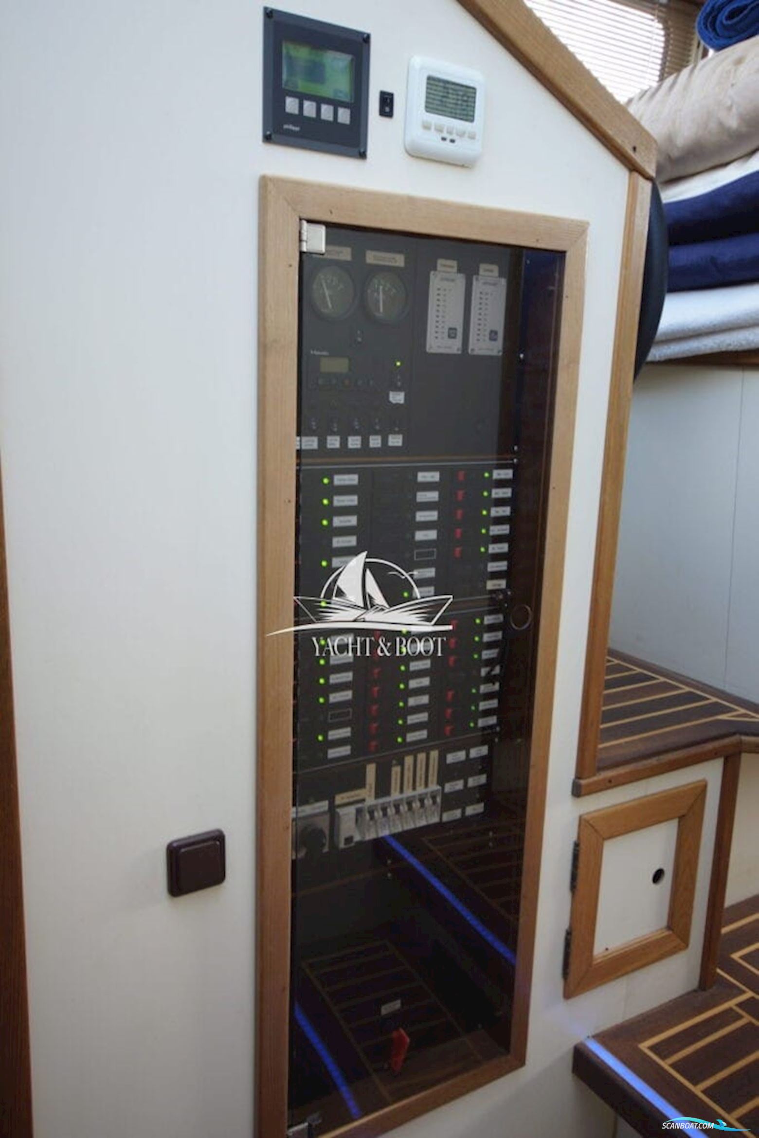 Bruce Roberts Europe 1200