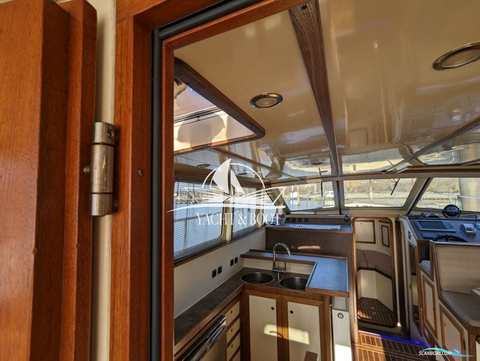 Bruce Roberts Europe 1200