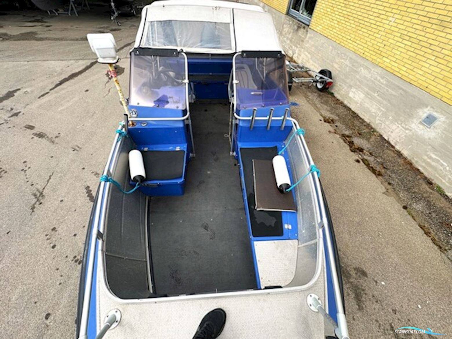 Buster XXL 2002 med Yamaha 100 hk – Robust og driftsikker klassiker