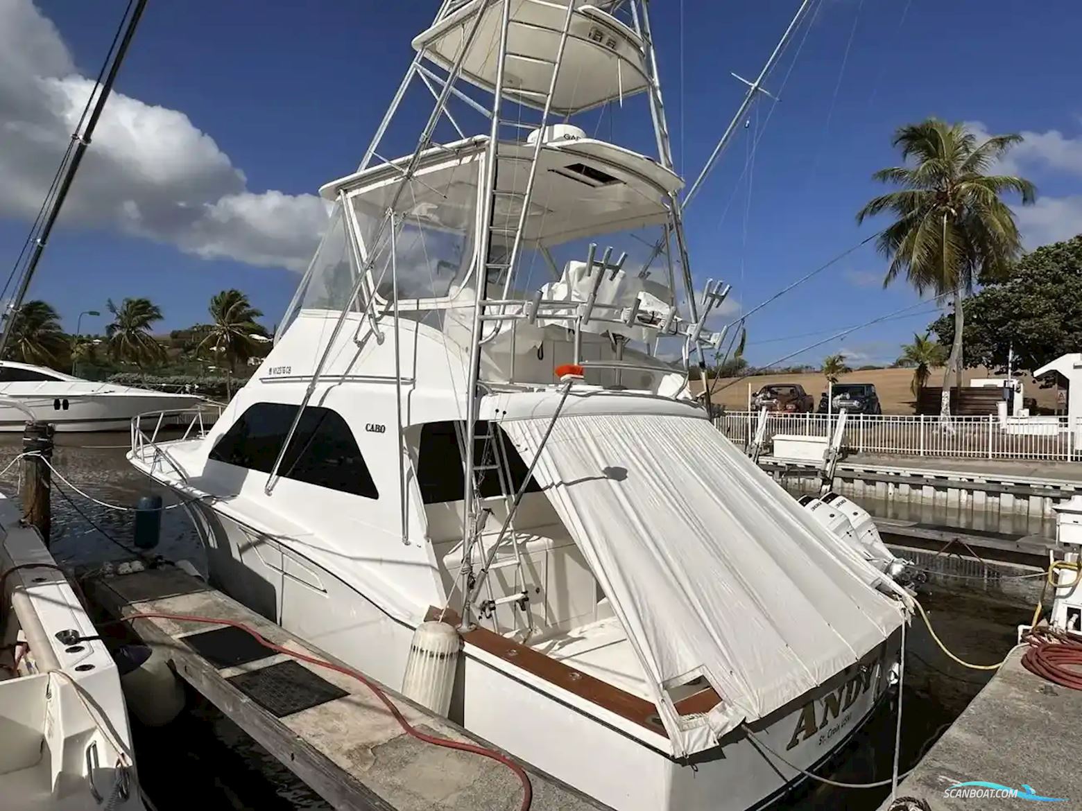 Cabo Flybridge Sportfisherman