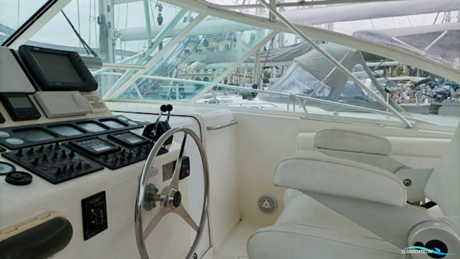 Cabo Yatchs 45 Express