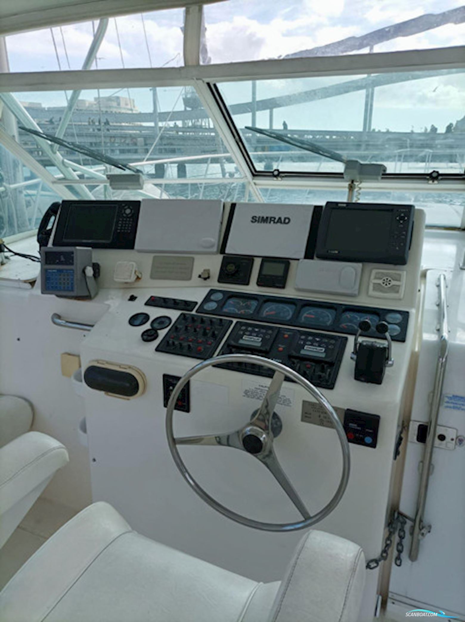 Cabo Yatchs 45 Express