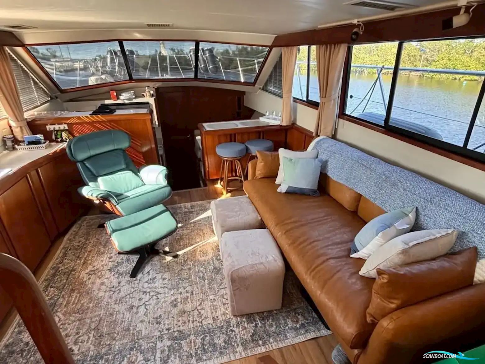 Californian 48 Sundeck