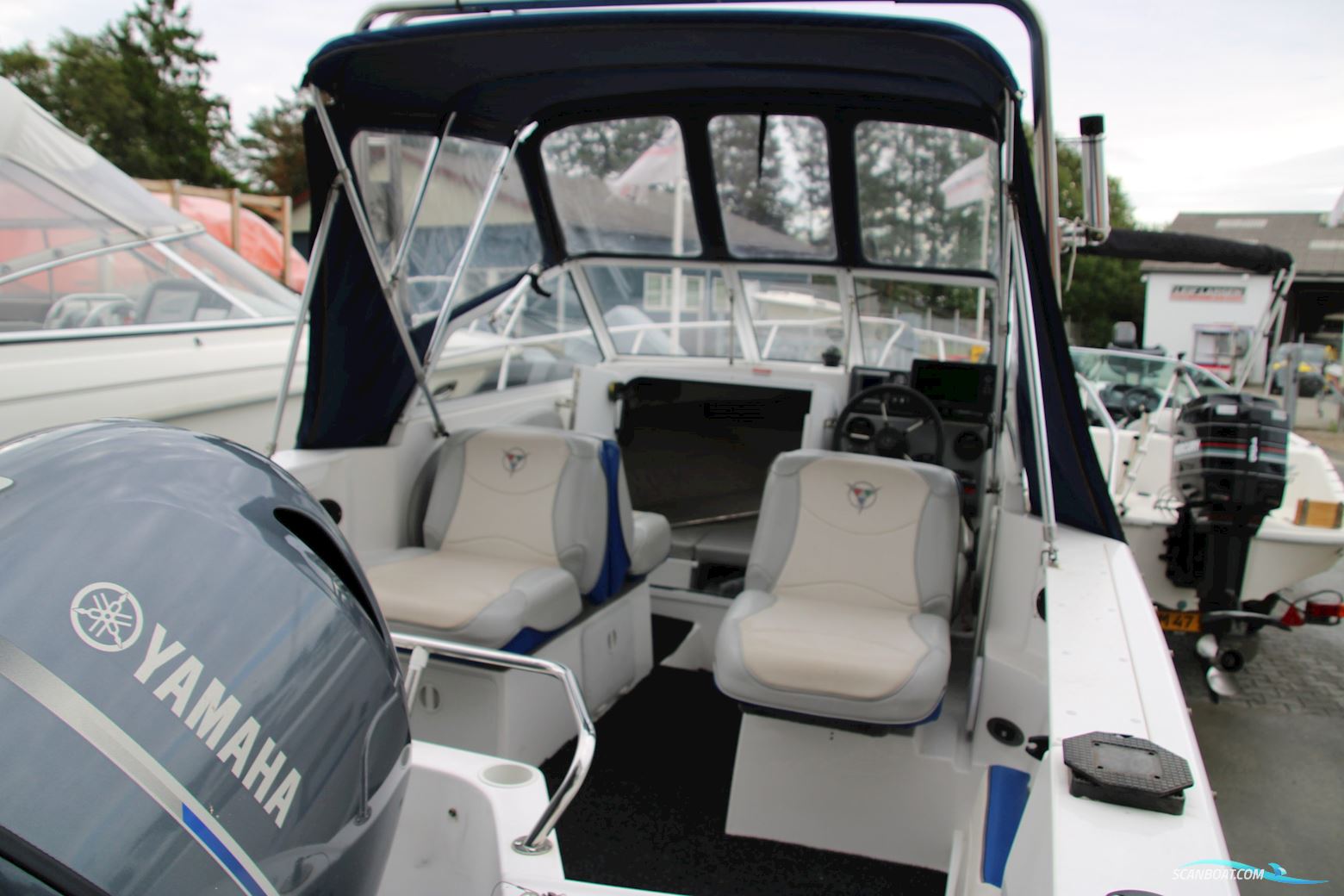 Campion 542 Explorer
