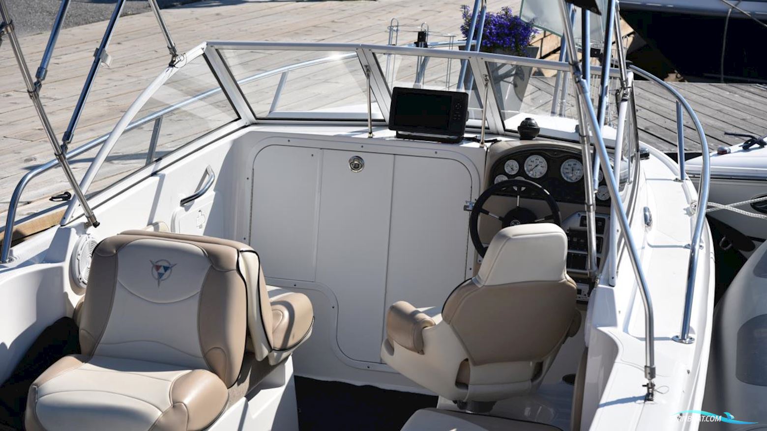 Campion 552i