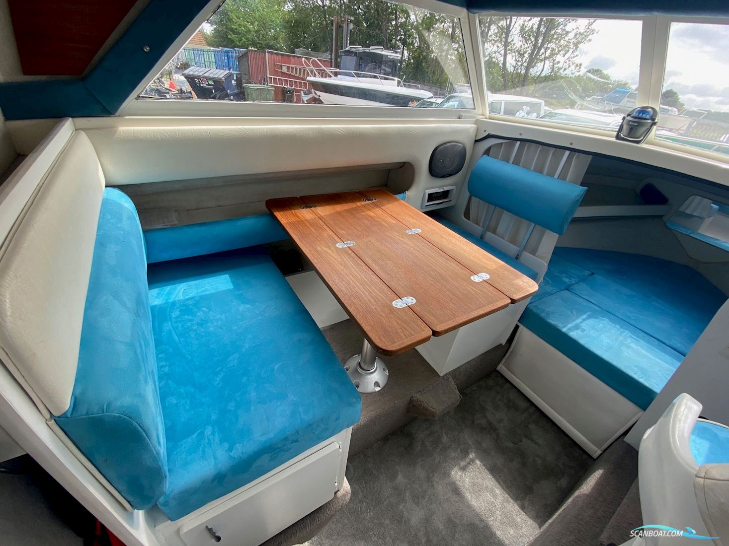 Campion 627 Victoria