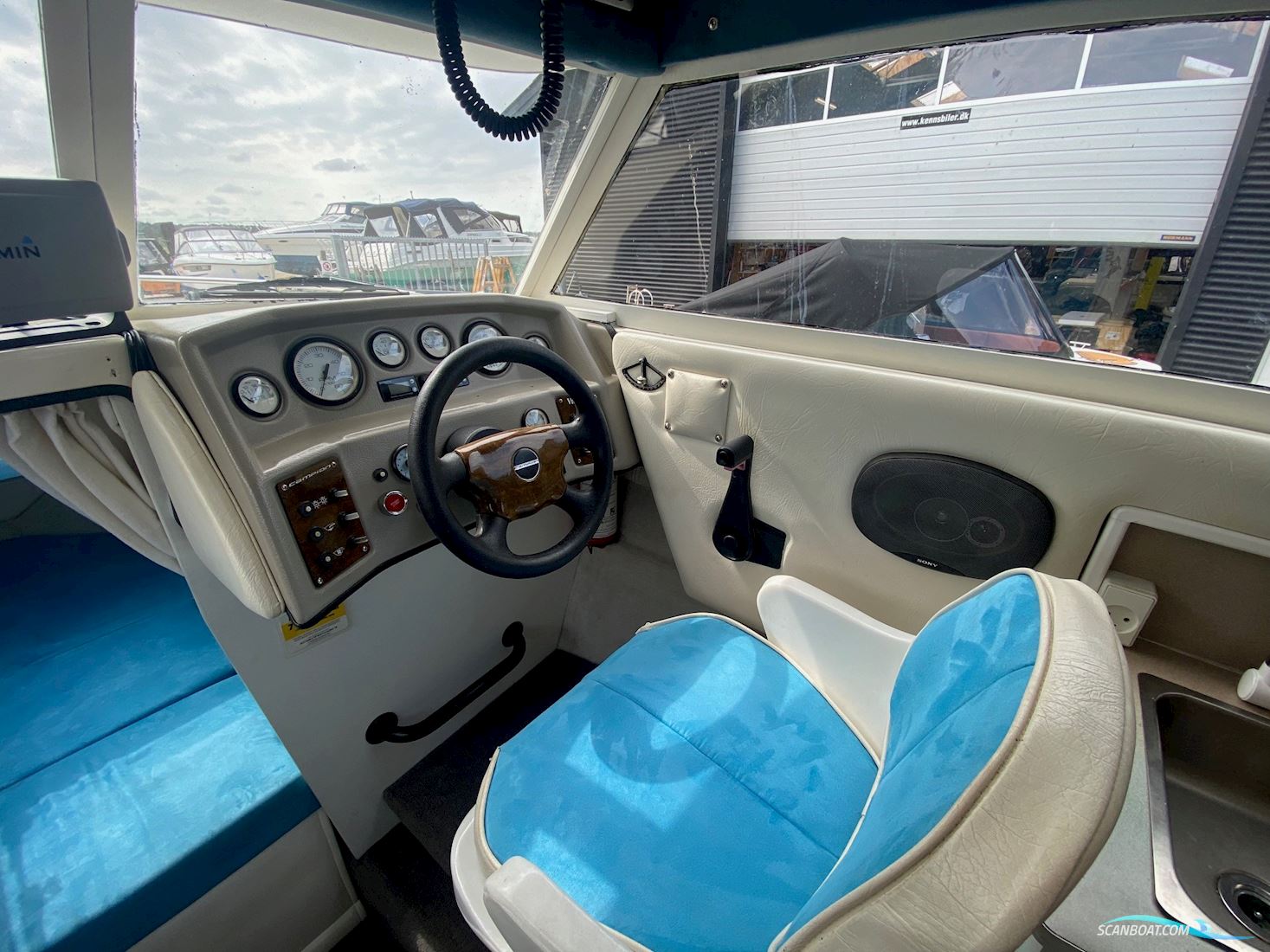 Campion 627 Victoria