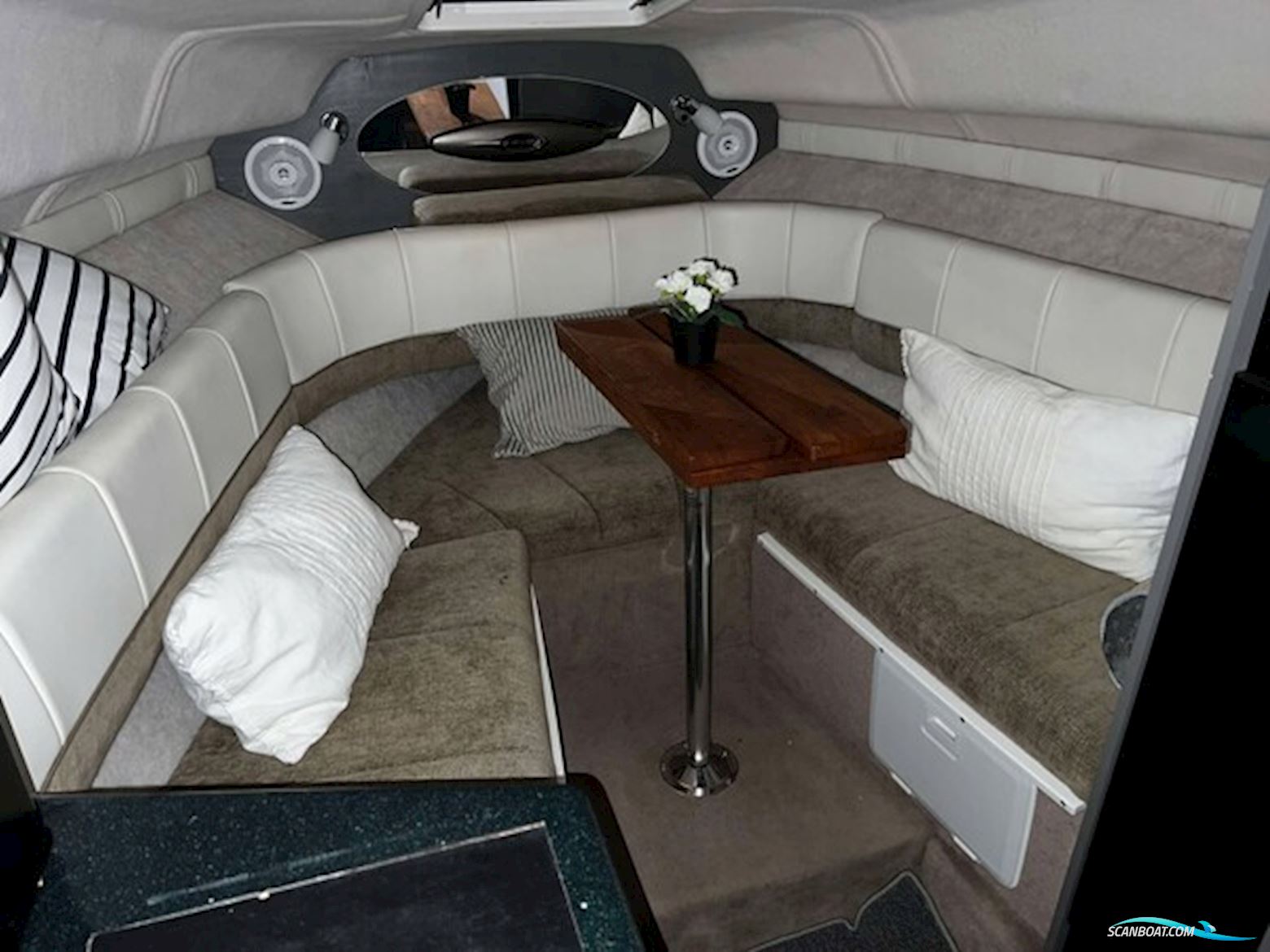 Campion 805 LX Allante - MerCruiser