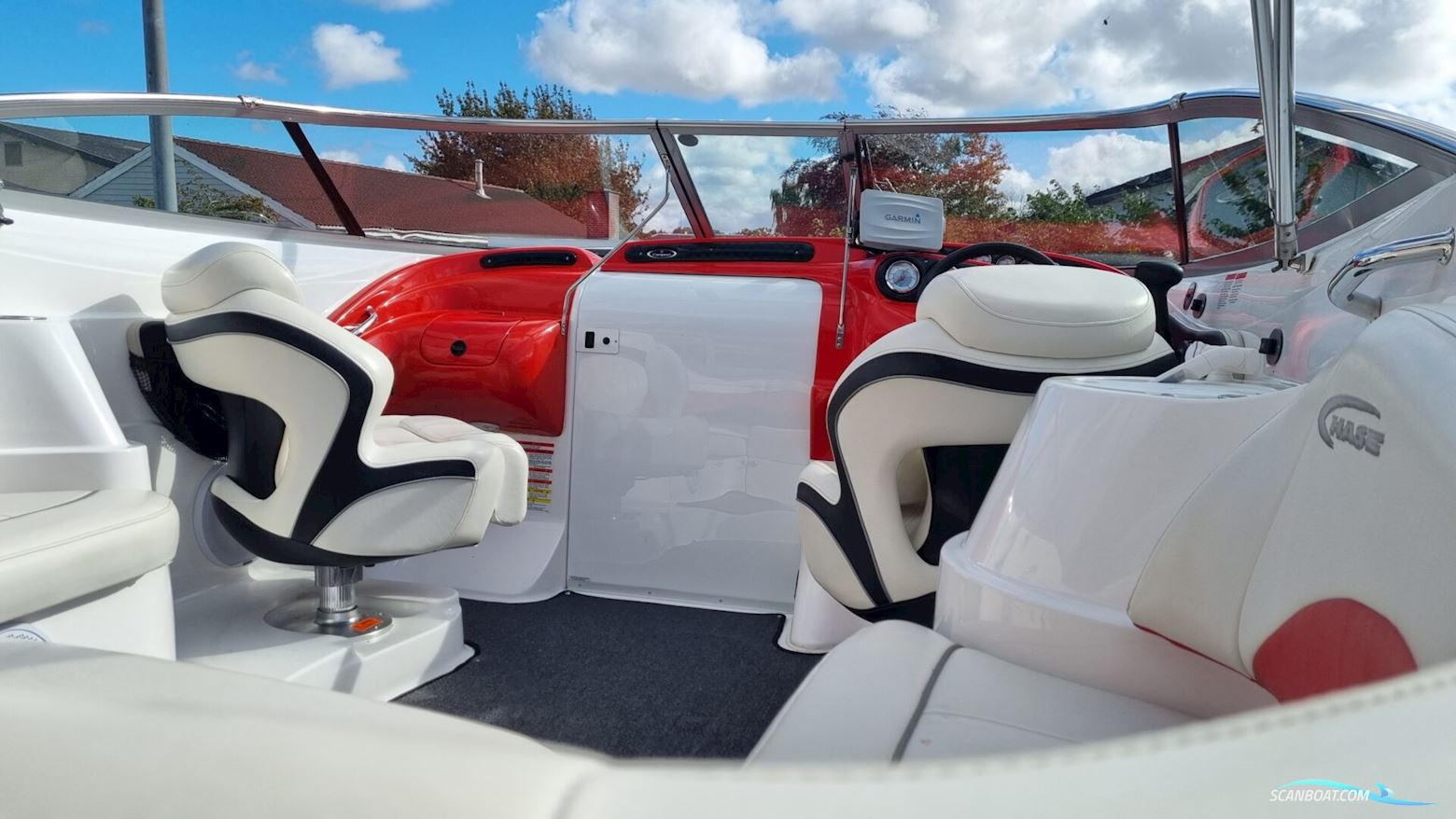 Campion Chase Performance 700