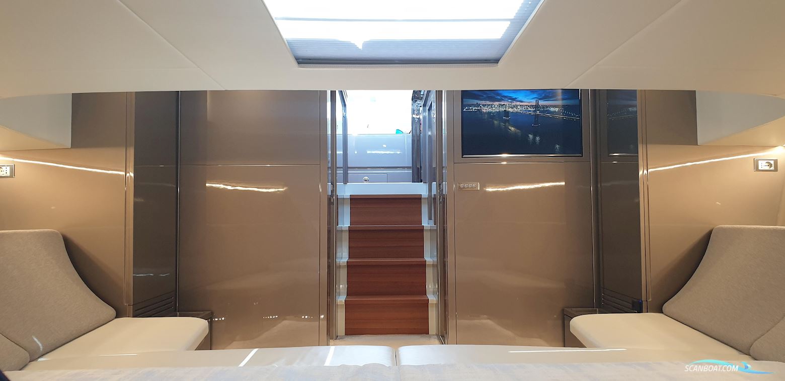 Cantieri Navali del Mediterraneo CONTINENTAL 50