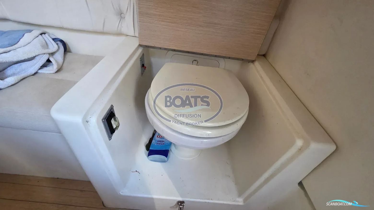 Capelli TEMPEST 900 WA