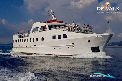 CAR/PASSENGERS FERRY 33 Motorboat 1980, with FIAT AIFO engine, No country info