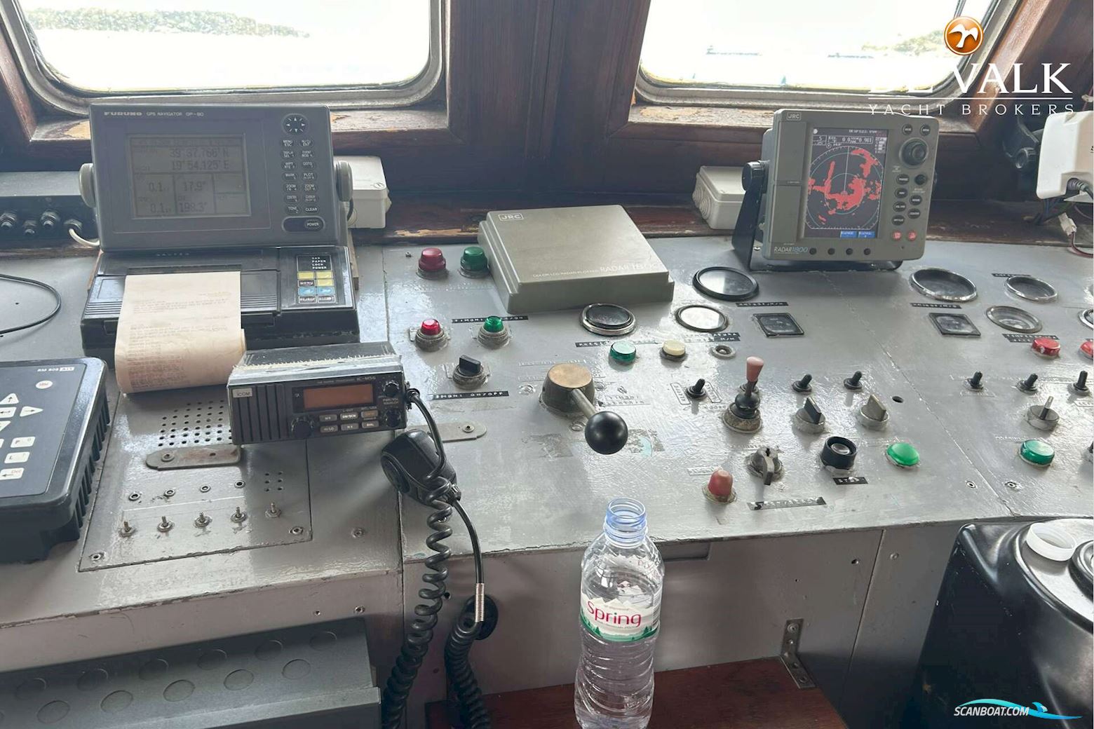 CAR/PASSENGERS FERRY 33