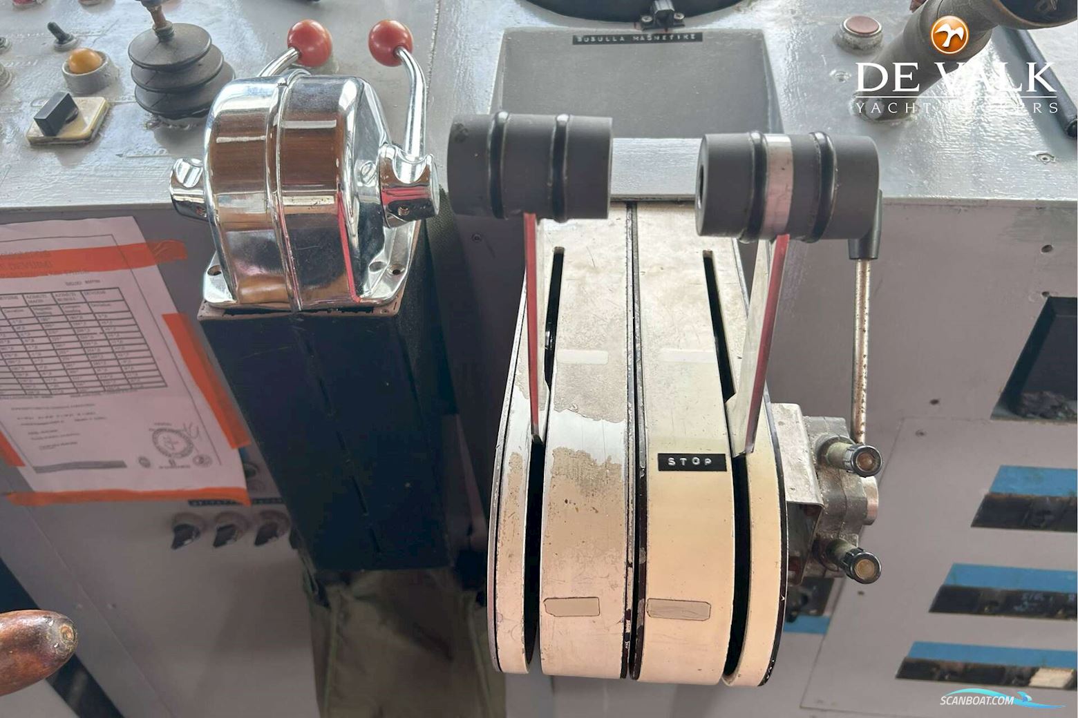 CAR/PASSENGERS FERRY 33