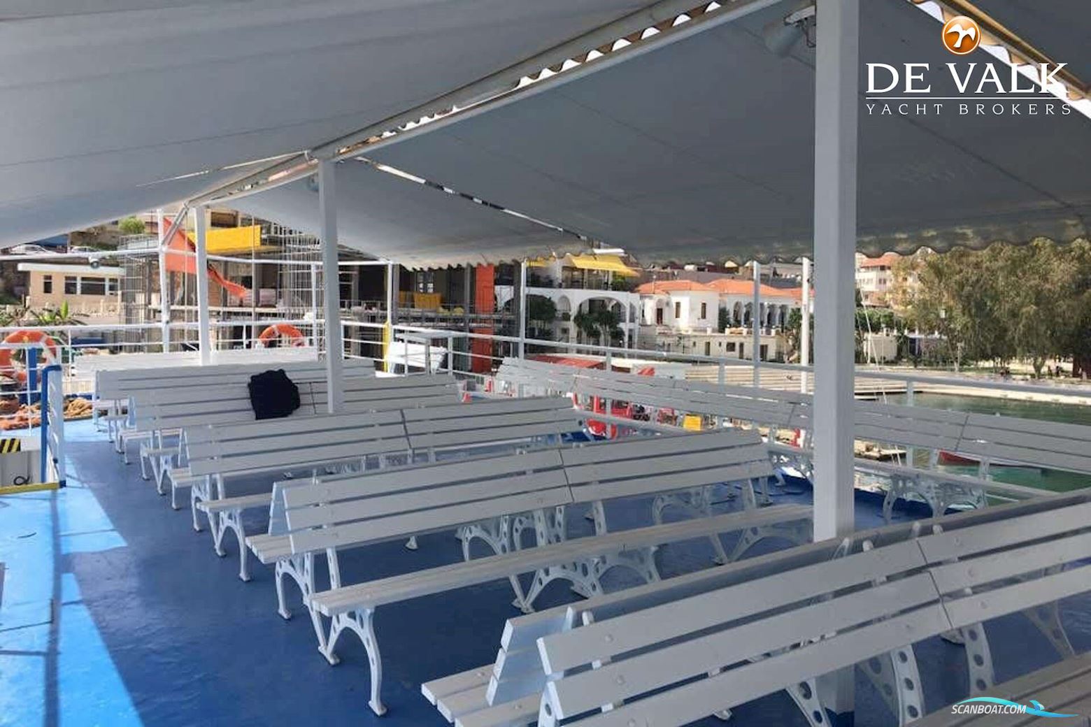 Car/Passengers Ferry 40