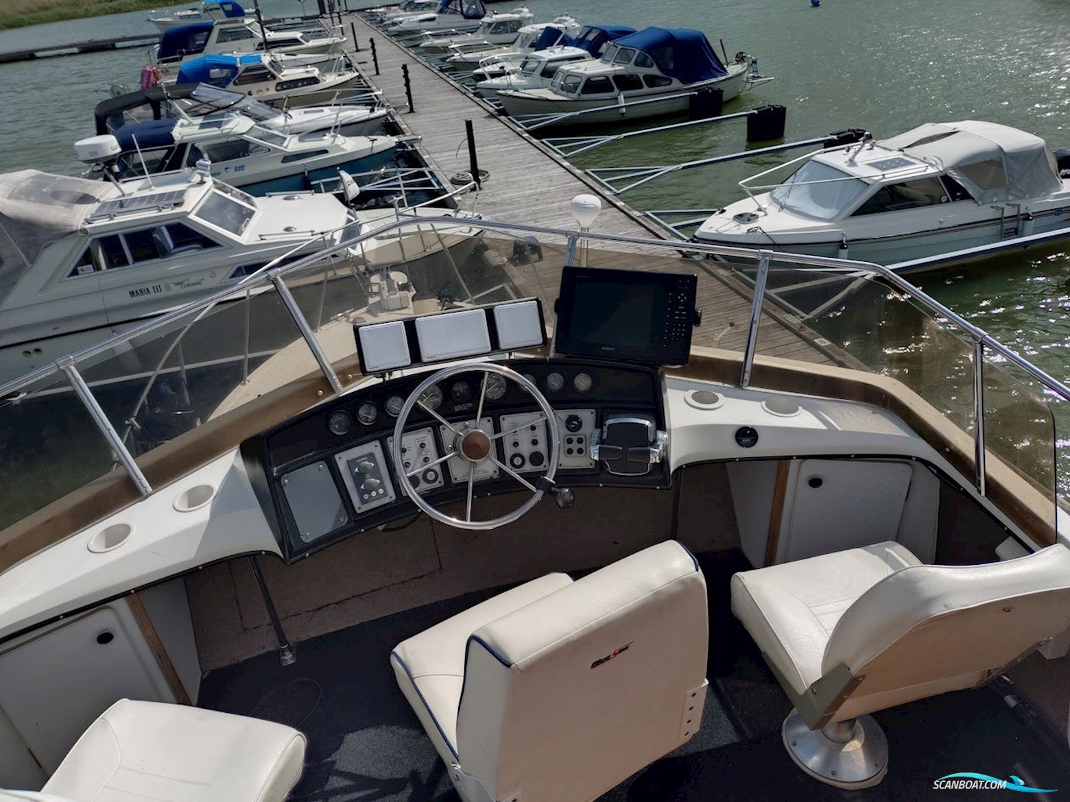 Carver 32