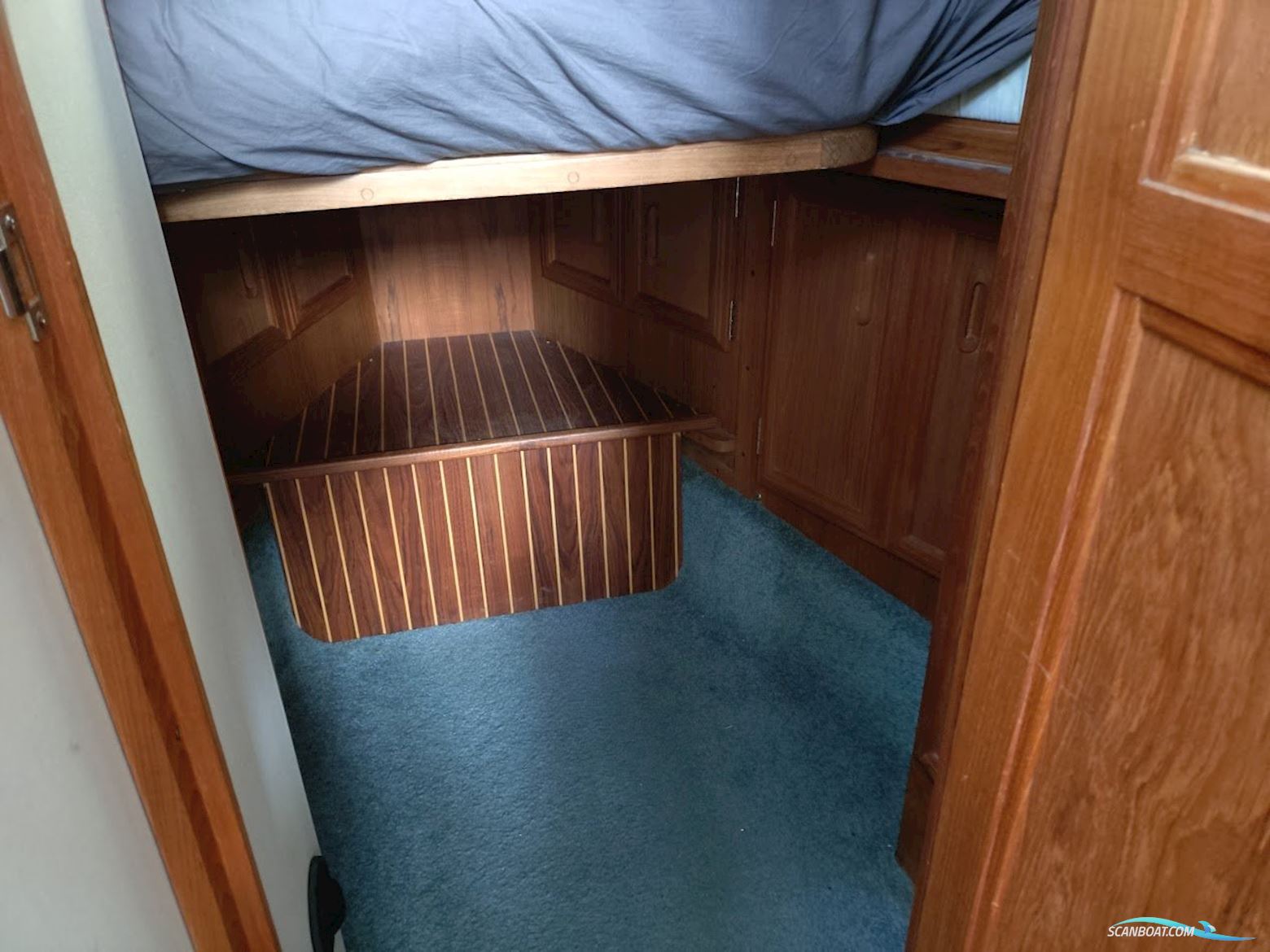 Carver 32