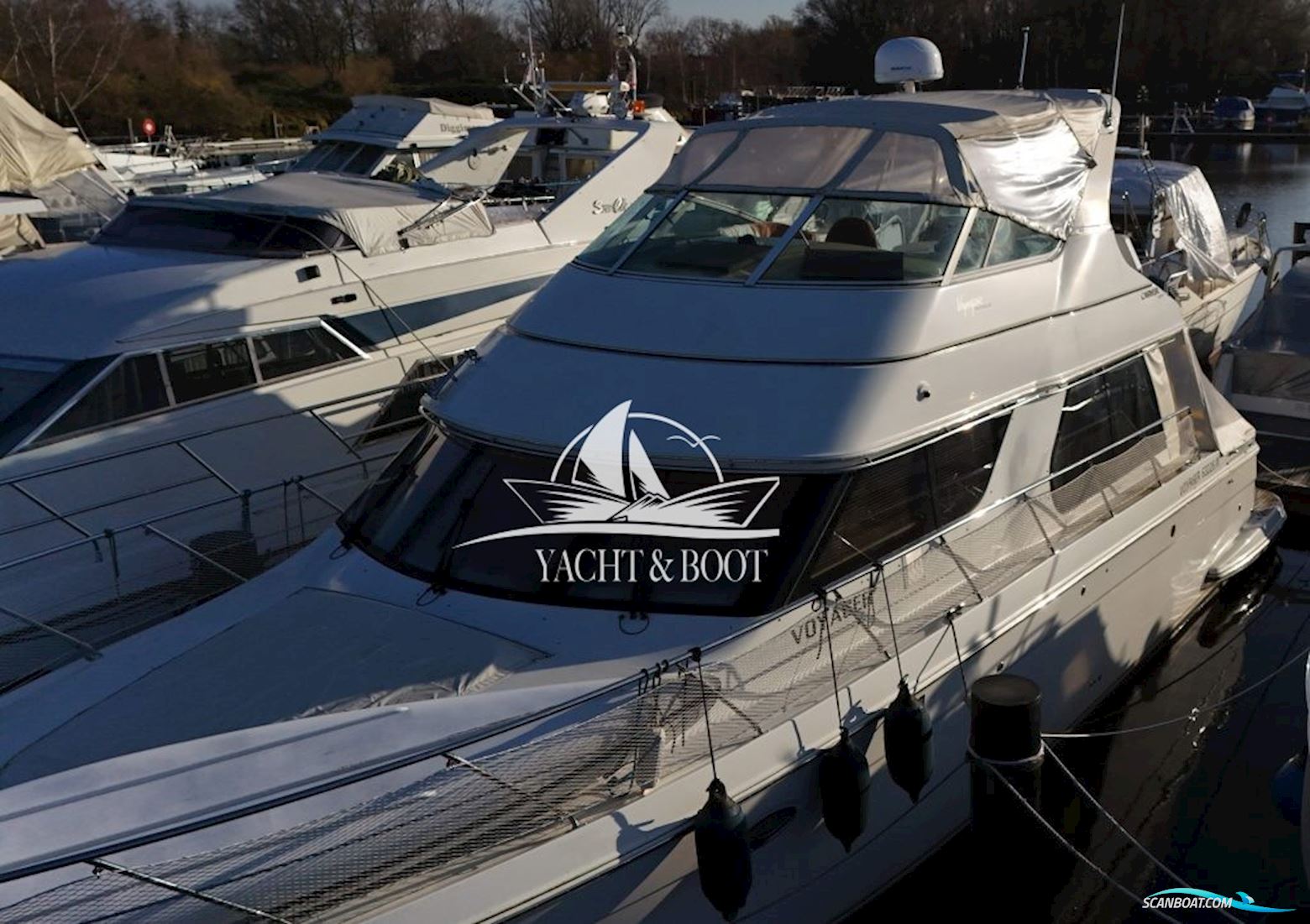 Carver 450 Voyager Pilothouse