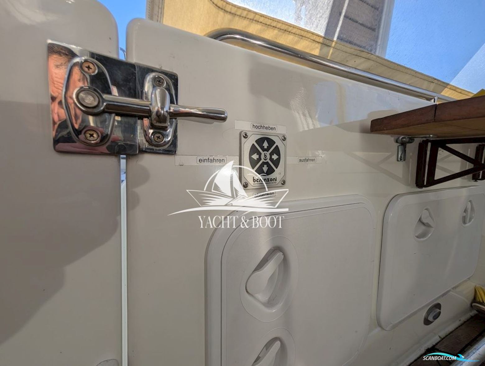 Carver 450 Voyager Pilothouse