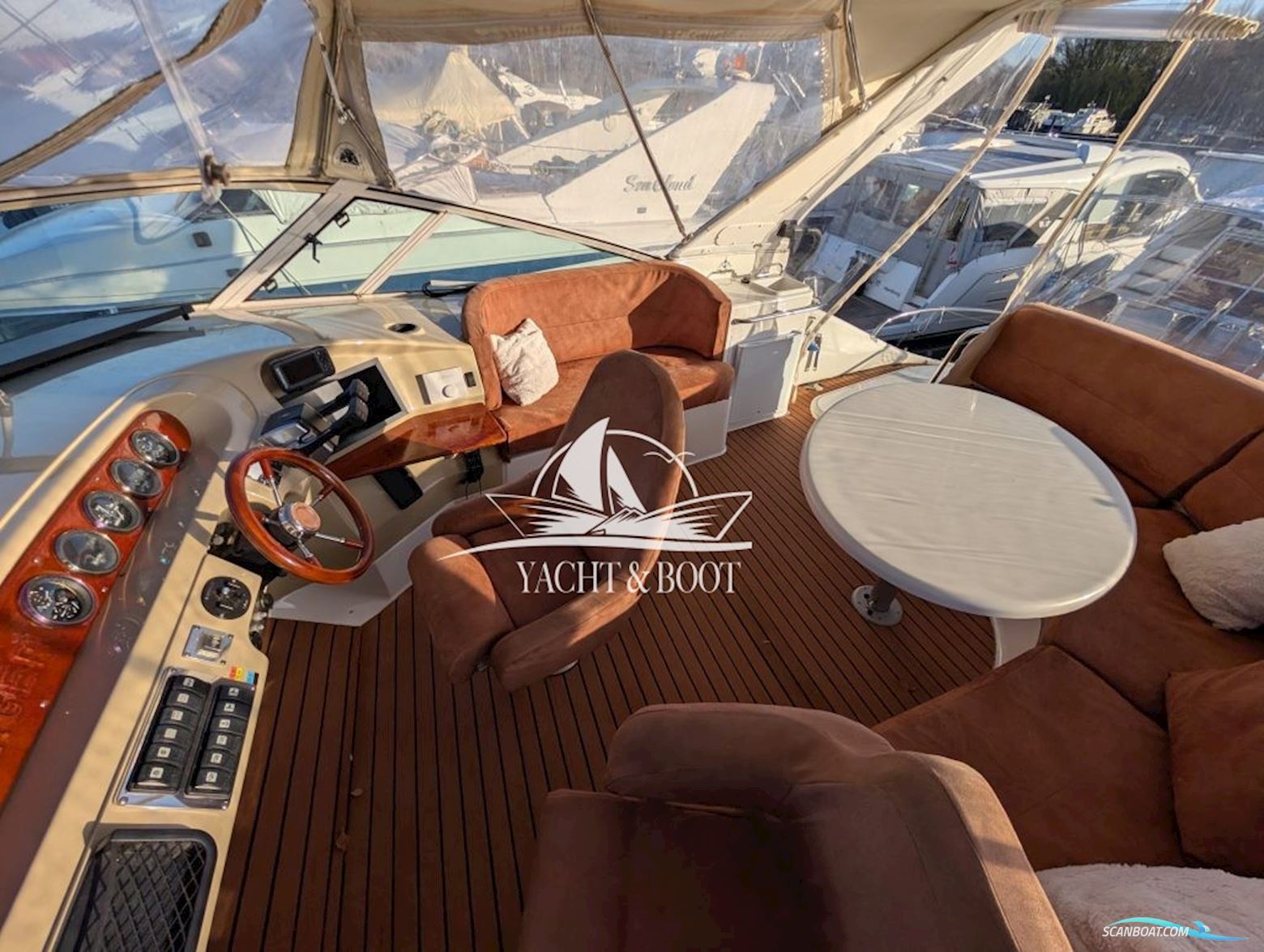 Carver 450 Voyager Pilothouse