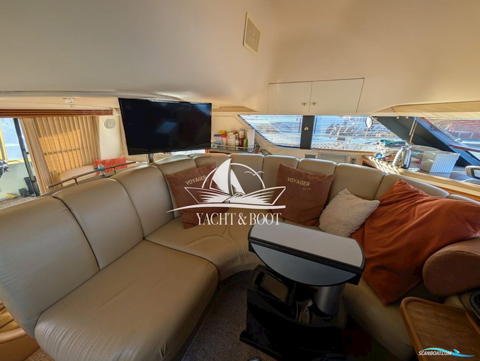 Carver 450 Voyager Pilothouse