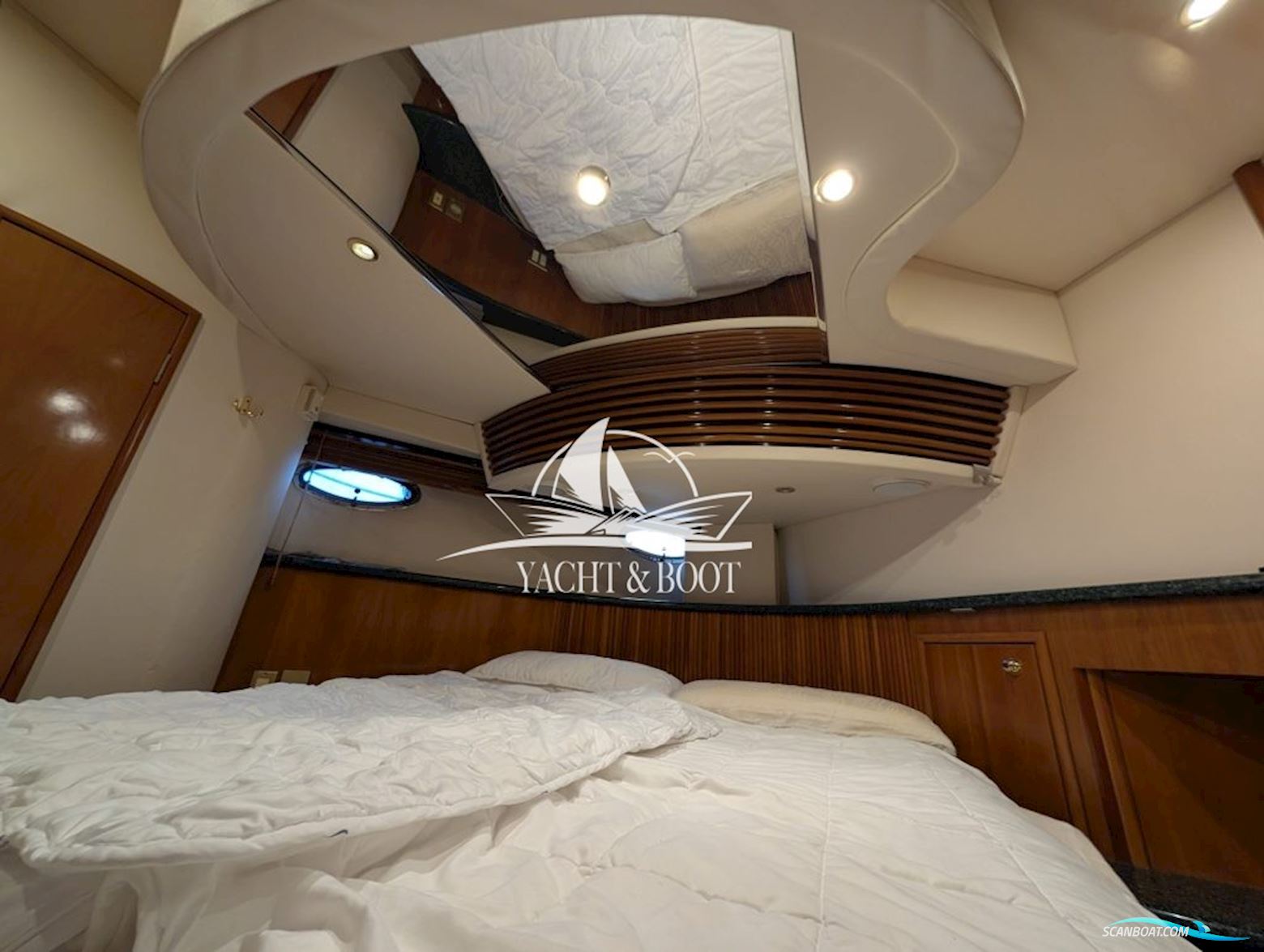 Carver 450 Voyager Pilothouse