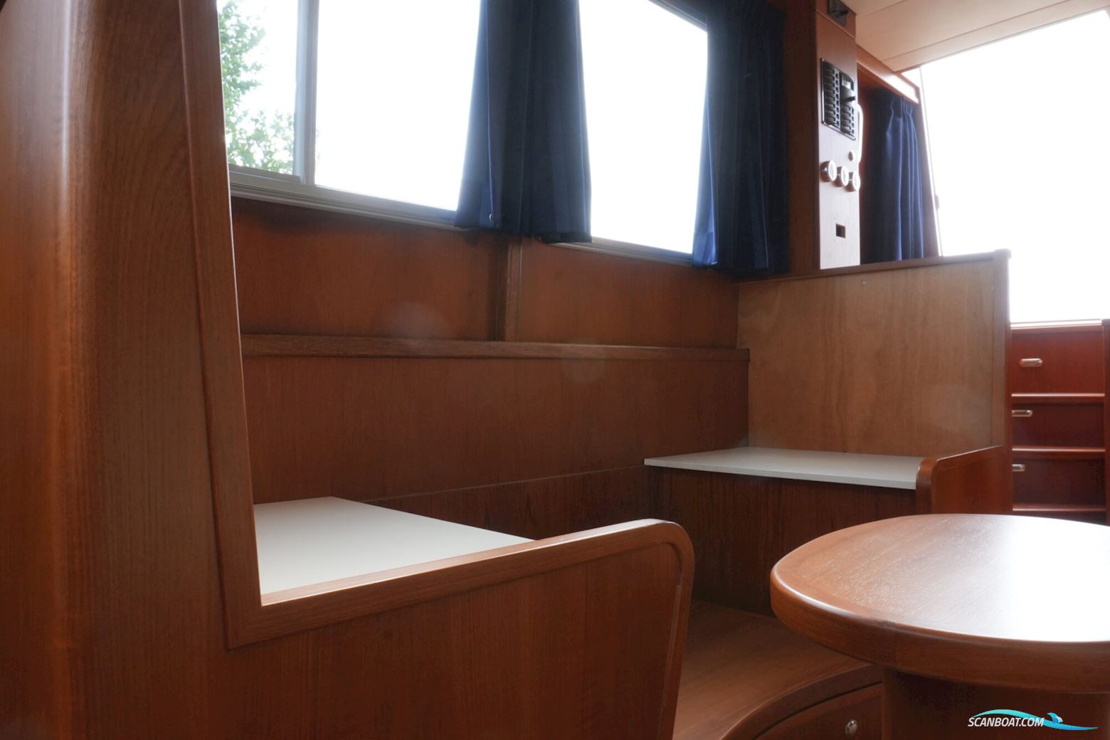 Casco 11.00 OK Flybridge