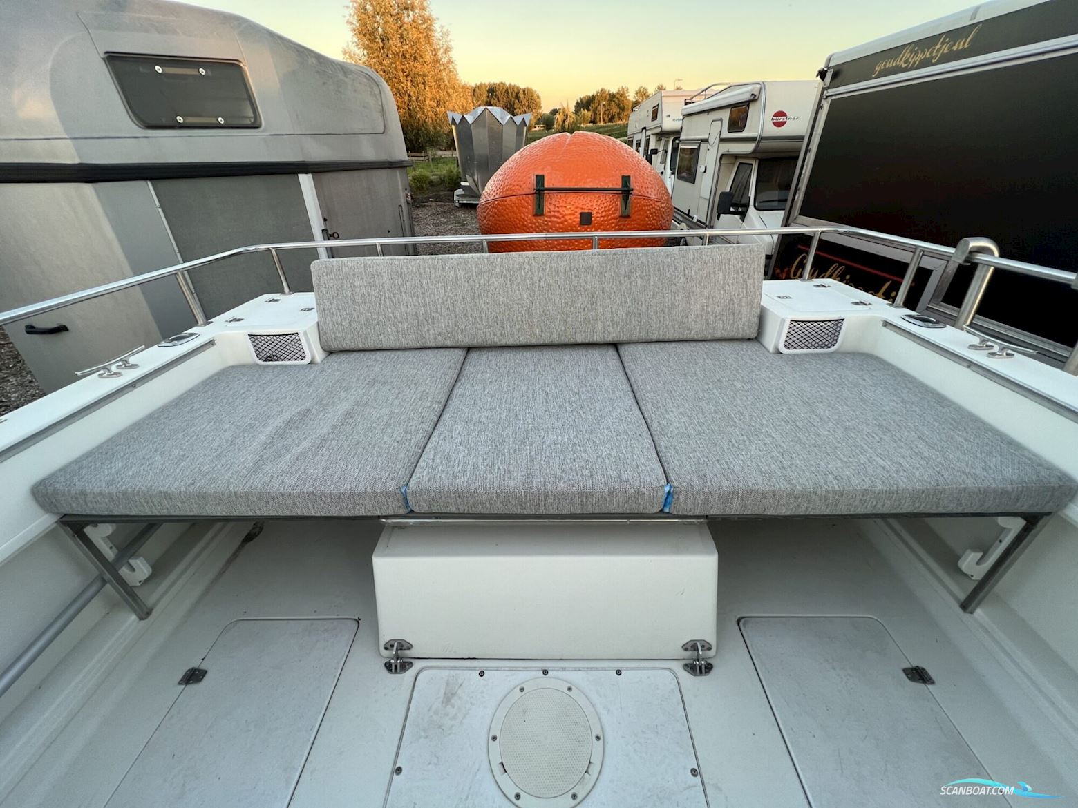 Celebrity 2500 Fish Hawk