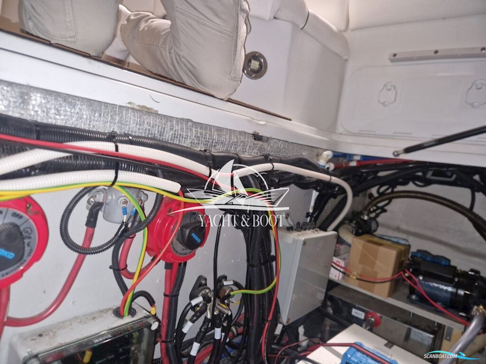 Celebrity Boats 280 EC