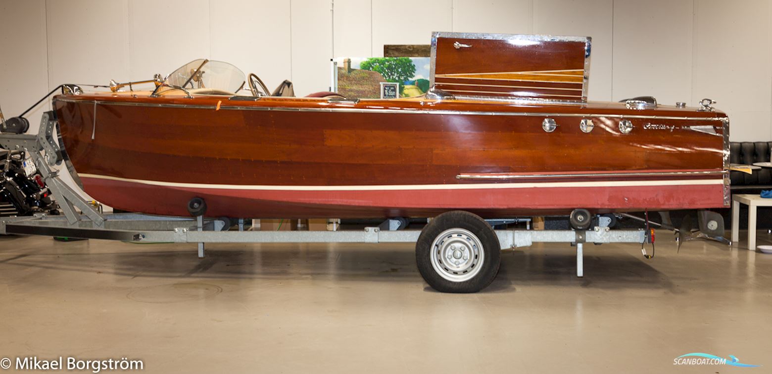 Century Seamaid Motorboat 1948, with Gray Marine engine, Sweden