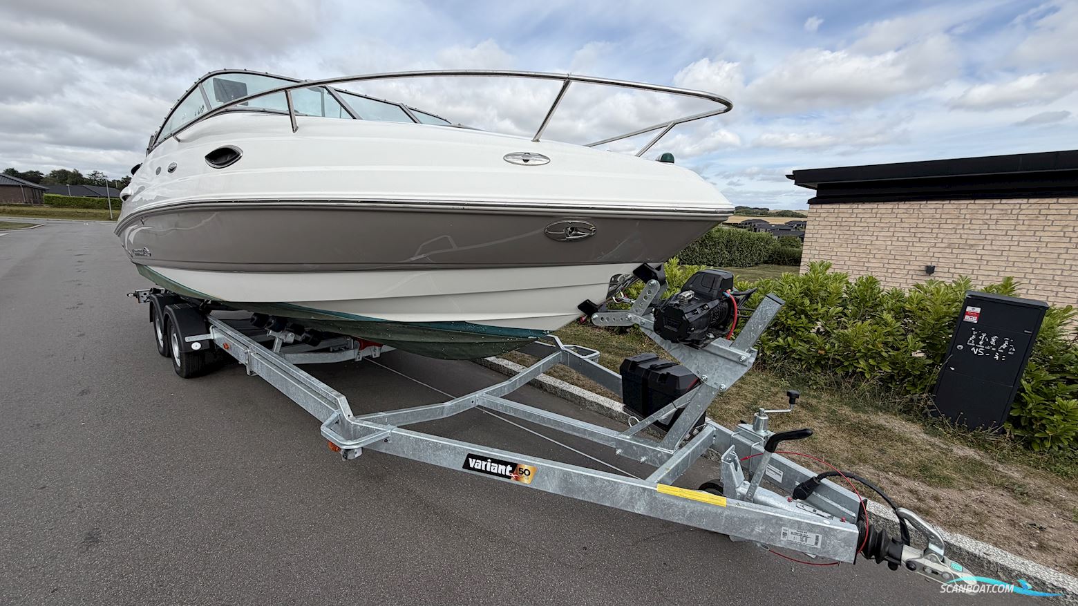 Chaparral 215 SSI