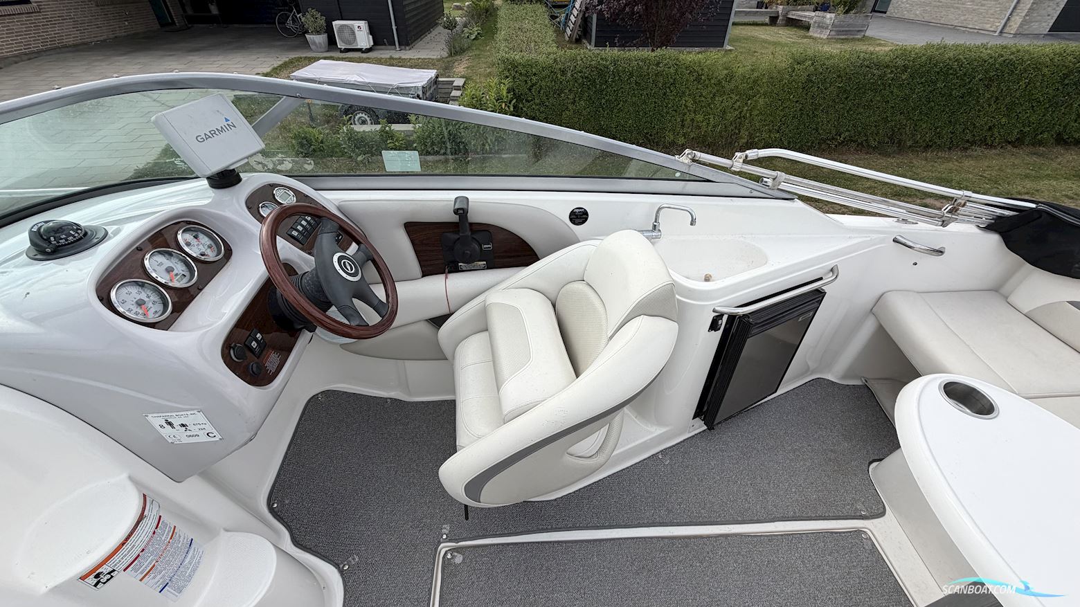 Chaparral 215 SSI