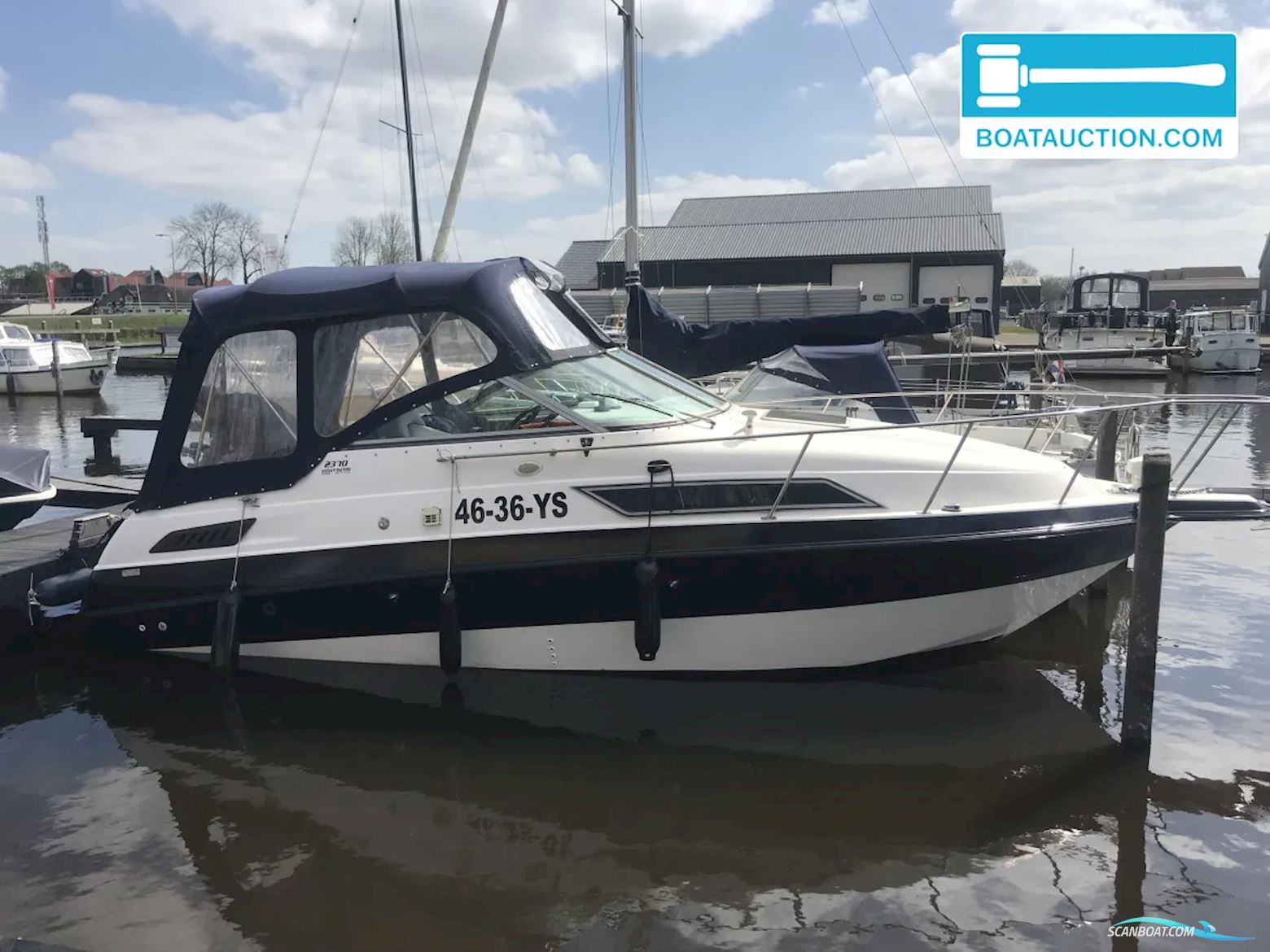 Chaparral 2370 SL Motorboat 1991, with Mercury engine, The Netherlands