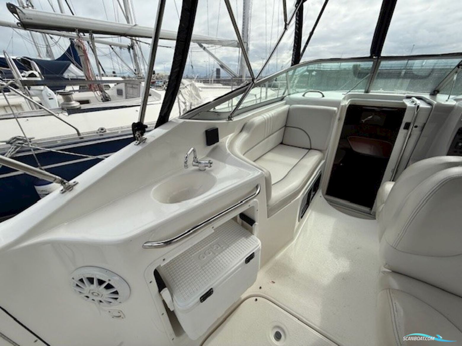 Chaparral 240 Signature
